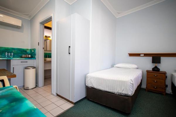 Motor 3* Manjimup